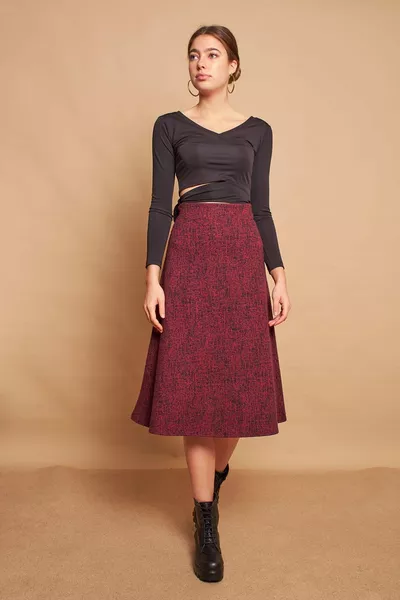 تنورة نسائية طويلة عالية الخصر من الصوف الشتوي بجاكار خفيف مع ليكرا - لون خمري مائل للرمادي