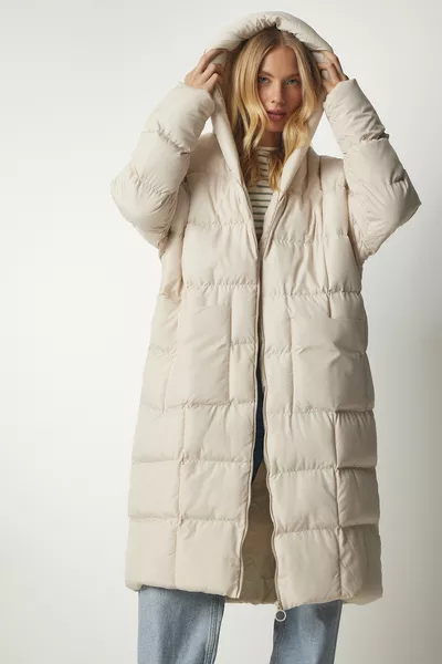 Manteau matelassé long oversize à capuche en fausse fourrure pour femme 