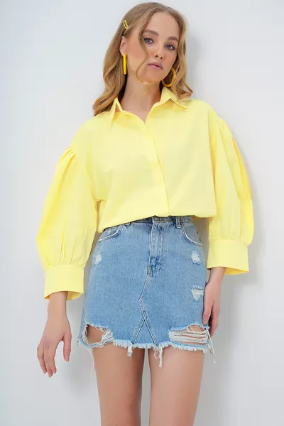 Damen Basic Popelinehemd mit Gelbem Ballonärmel, verdeckter Knopfleiste 