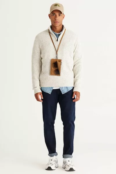 كنزة رجالية من القطن مع نقشة، لون بيج-أسود، قصة عادية، ياقة باتو، قياس قياسي