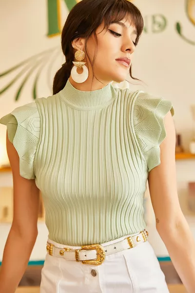 Женская летняя трикотажная блузка с коротким рукавом, мятного цвета с узором бабочки