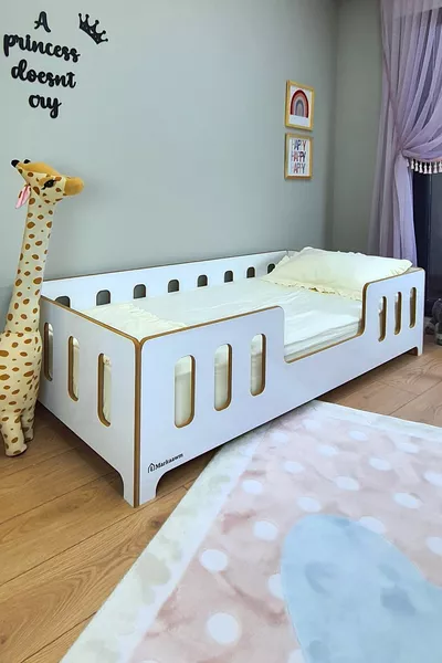 سرير أطفال ماركاوووم مونتيسوري من MDF