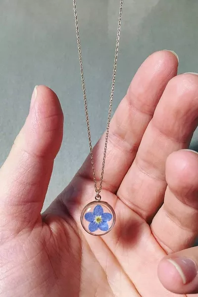 Real Flower Jewelry Forget-Me-Not Flower Resin Necklace Design Rose Silver