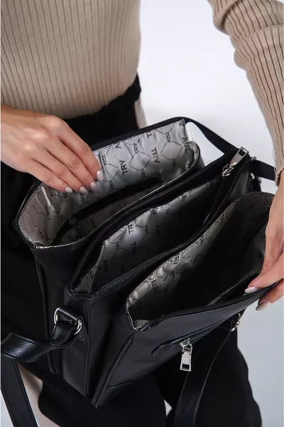 Çapraz Askılı 7 Bölmeli Kadın Siyah Omuz Çantası