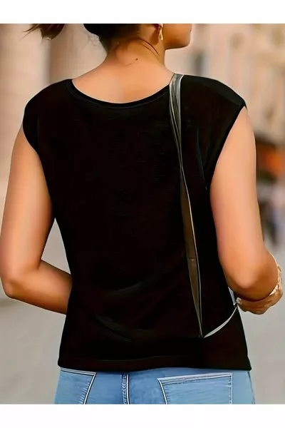 تي شيرت نسائي كبير الحجم رث برقبة على شكل V