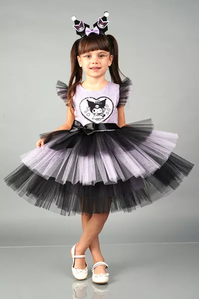 فستان سهرة لحفلة عيد ميلاد كورومي بالتاج