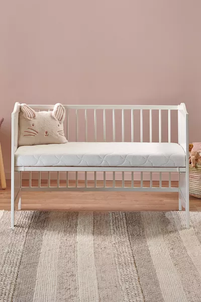 مرتبة أطفال إسفنجية قابلة للغسل بغطاء طبيعي قطني