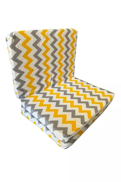 سرير أطفال قابل للطي مع مرتبة إسفنجية وسجاد لعب للأطفال -4 سم (أصفر ورمادي متعرج)