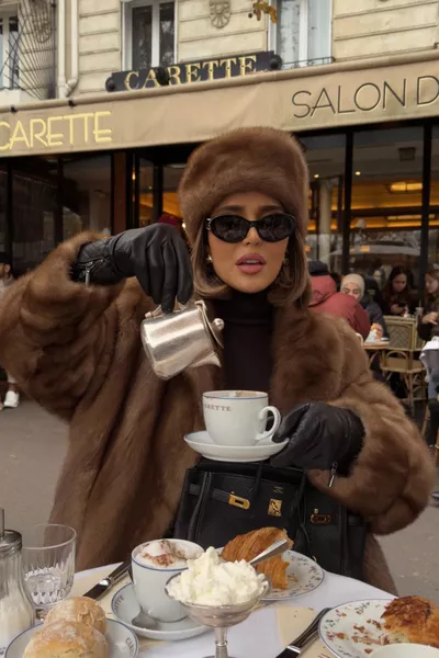 Chapeau en feutre en fourrure de vison synthétique couleur terre | Chapeau en peluche d'hiver pour femmes, cadeau de Noël et du Nouvel An