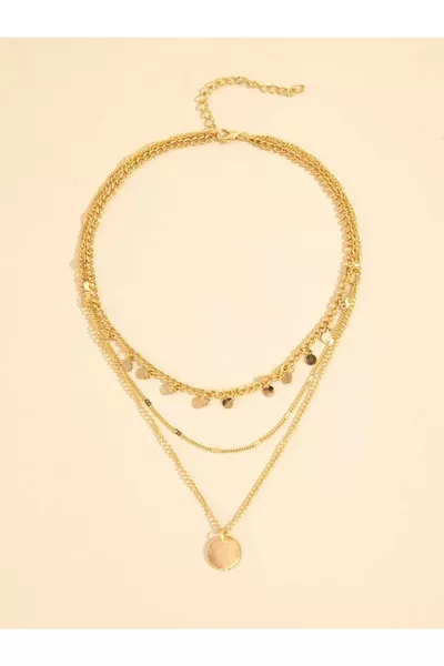 قلادة متعددة الطبقات باللون الذهبي بتفاصيل دائرية مع الترتر
