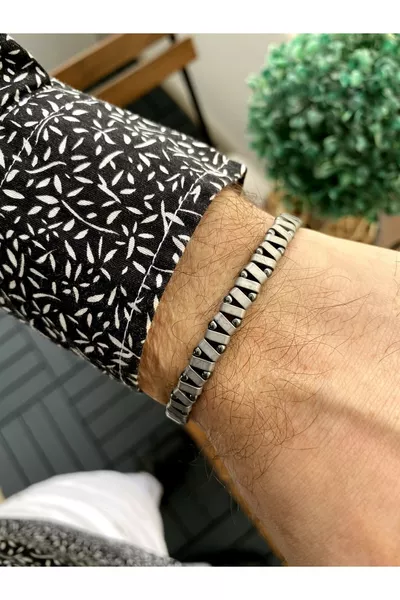 Мужской браслет из гематита макраме ручной работы