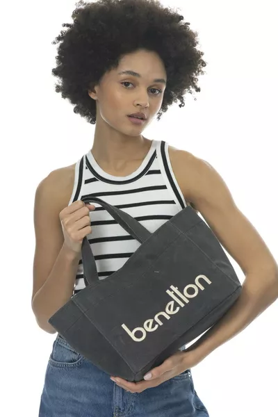 حقيبة يد نسائية من يونايتد كلورز أوف بينيتون 