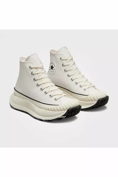 تشاك  حذاء رياضي At-cx فيوتشر كومفورت للجنسين أبيض