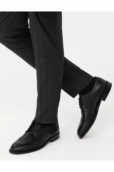 Schwarze Klassische Schuhe aus  % Leder 