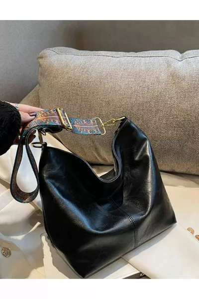 De meest comfortabele tas die we in het dagelijks leven van vrouwen gebruiken, is shabby soft leer met kolomband