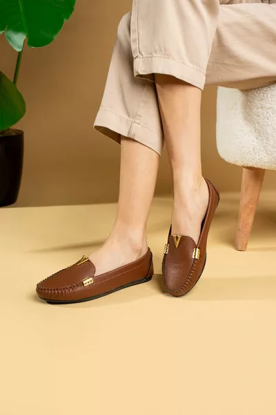 نسائي V مشبك باليه مسطح