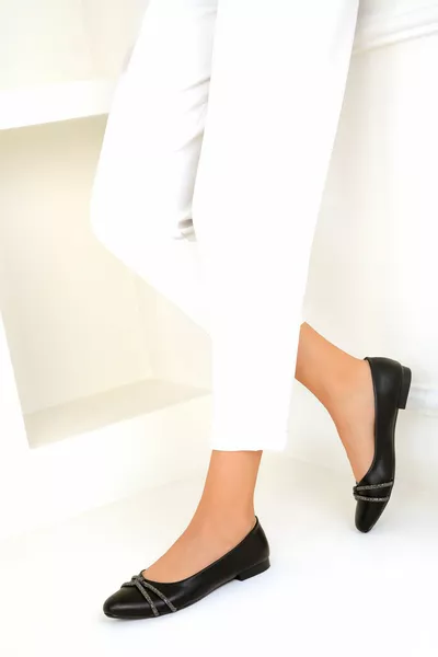 Черни дамски балетни апартаменти 