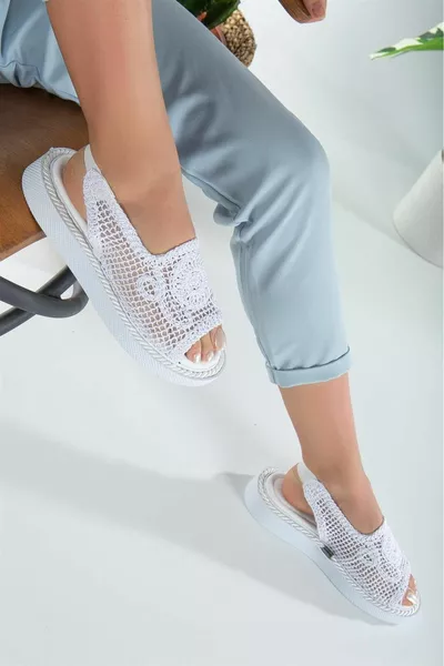 الدانتيل الأبيض مضفر المرأة الصنادل عارضة مريحة خفيفة الوزن الوحيد