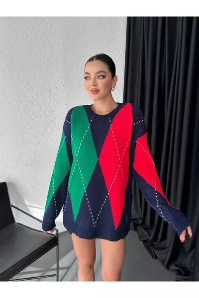 Women's Red and Green Knit Sweater with Baklava Pattern