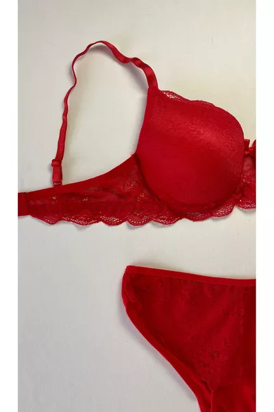 طقم صدرية نسائية مبطنة (مدعمة) مع حمالات وسلك ودانتيل