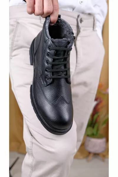 جلد طبيعي ، أحذية الفراء عدم الانزلاق الوحيد أحذية الرجال الباردة والدليل