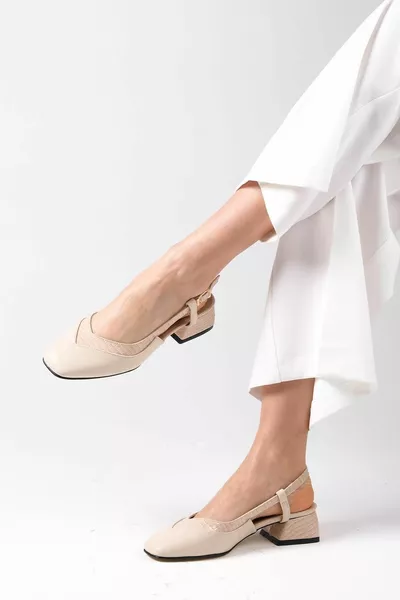 أوريليا بيج مفتوح الظهر حذاء بكعب قصير نسائي