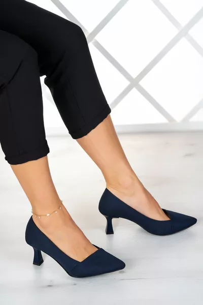 Laura Plus Abendschuhe aus blauem Crêpe 6 cm.