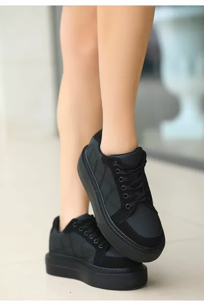 Laurel Black Skin Suede Detailed Lace-Up Sport
