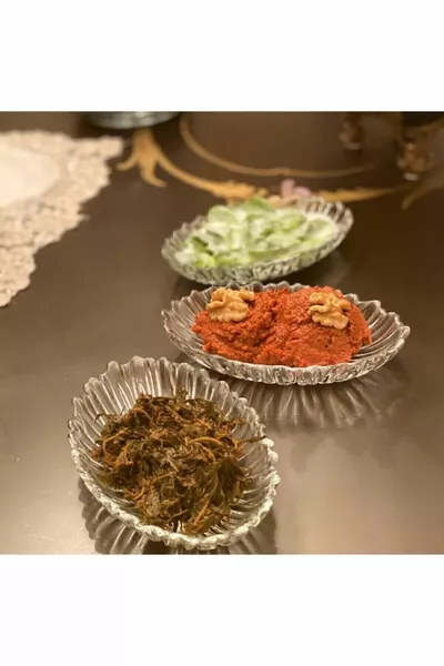 Aurora Snack and Breakfast Bowls - Set of 6 Glass Boat Plates