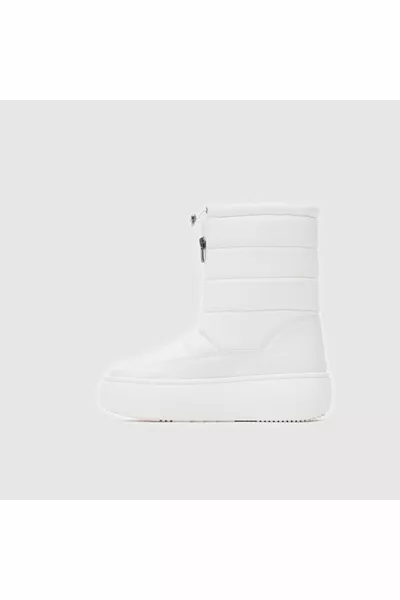 أحذية الثلج النسائية []