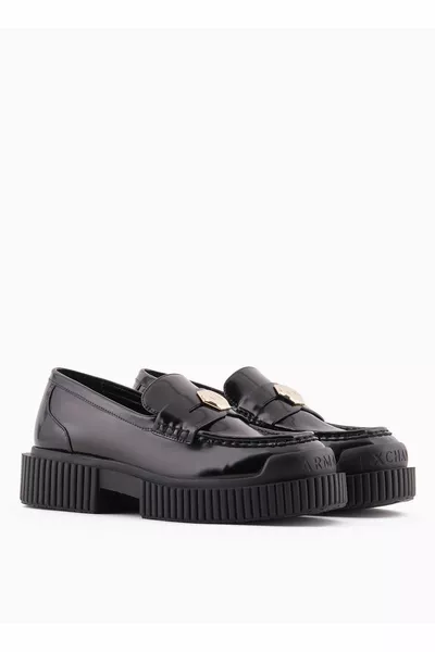 جلد أسود لوفر نسائي 