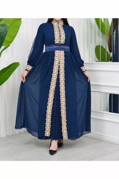 Chiffon outer caftan Lined crushed satin interior