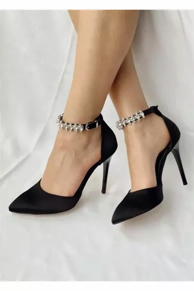 Атласные черные вечерние платья на шпильке на каблуке