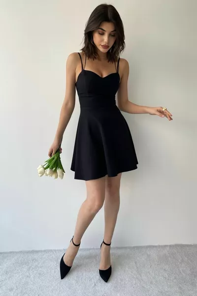 New Season Low-Cut Back Thin Strap Bell Cut Women's Black Evening Dress Graduation Dress 