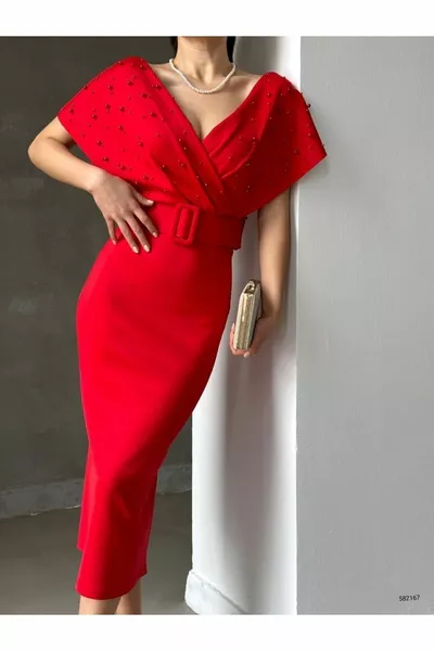 Robe de soirée midi ceinturée en tissu à manches de chauve-souris rouge rouge avec perle détaillée en perle