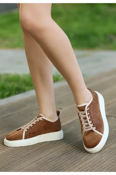 Aprel Tan Sneakers stringate in velluto marrone chiaro