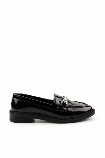 Schwarze Damen-Loafer-Schuhe aus geknittertem Lackleder 
