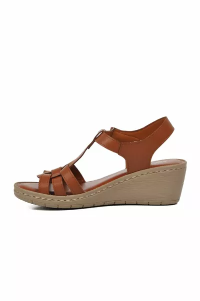  Tan Sandales à talons rembourrés pour femmes