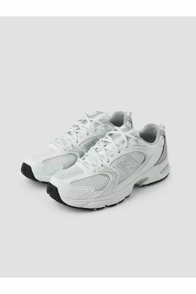  مونسل وايت - إيما