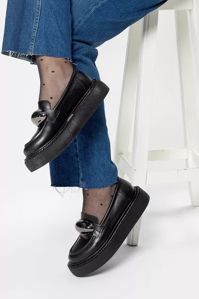 Accessoire Detailed Loafer Ballerinas mit hoher Sohle