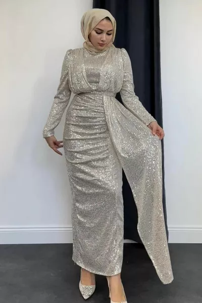 فستان سهرة بالترتر من Ada ذهبي