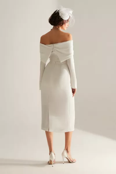 Nancy Платье Юбки-карандаш с опущенными плечами