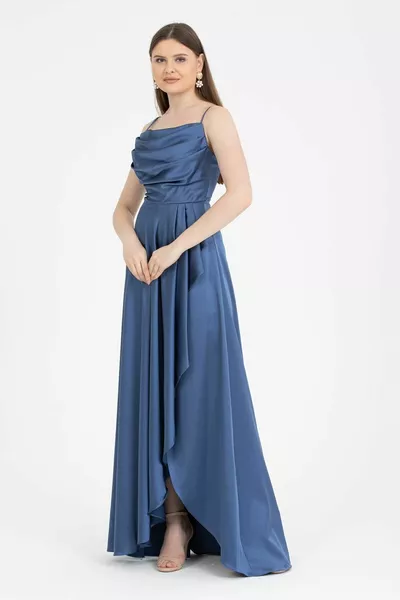 المرأة انتفخ الساتان مساء اللباس مع شق والتخرج اللباس / نيلي