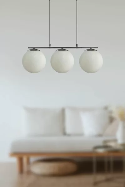 Трапезна маса с бял стъклен плот и черен модерен дизайн Sezar - полилей за хол с 3 крушки