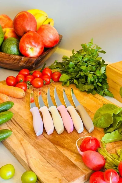 6-Piece Colorful Serrated Fruit and Vegetable Knife Set – Ergonomic Handle, Stainless Steel