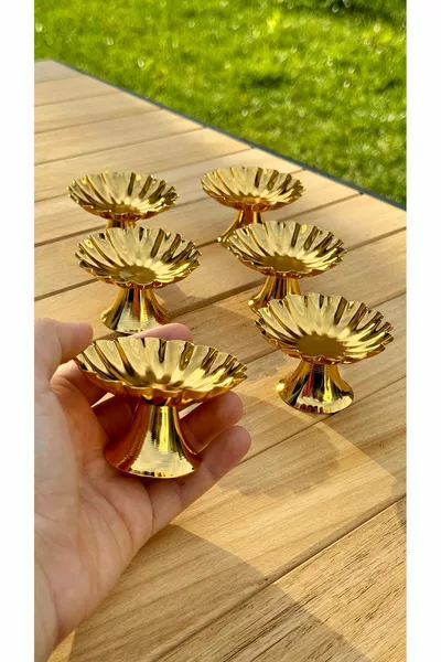 Set of 6 Gold Coffee Oyster-Shaped Pedestal Bowls for Turkish Delight, Macarons, Sweets, Presentation, Coffee, Treats