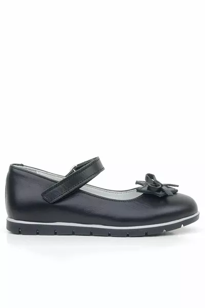 Ballerine per ragazze dettagliate con nastro nero in vera pelle