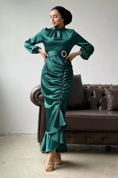 Abito da sera in raso con gonna con coulisse smeraldo