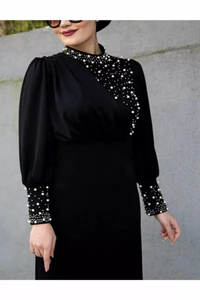 Robe d’occasion spéciale détaillée en perles