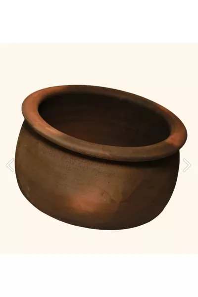 وعاء طيني محلي الصنع مخبوز بغطاء طبيعي  سم